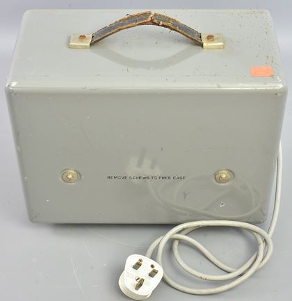 Advance-J-1A vintage signal generator